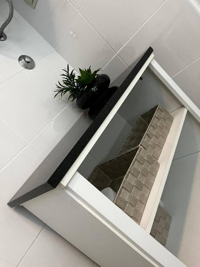 Appartamento Apartman Gold Maris Karlovac Esterno foto