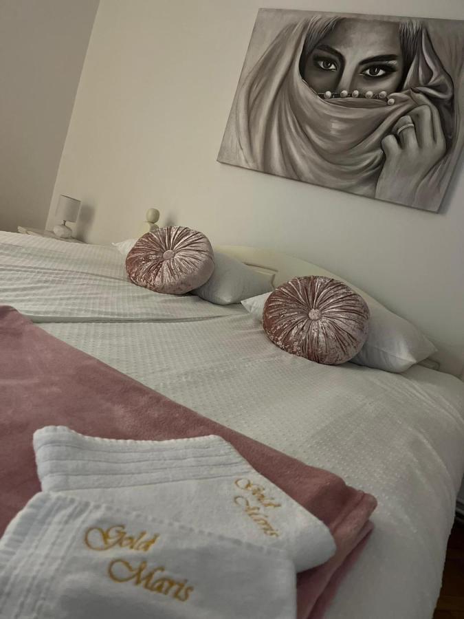 Appartamento Apartman Gold Maris Karlovac Esterno foto